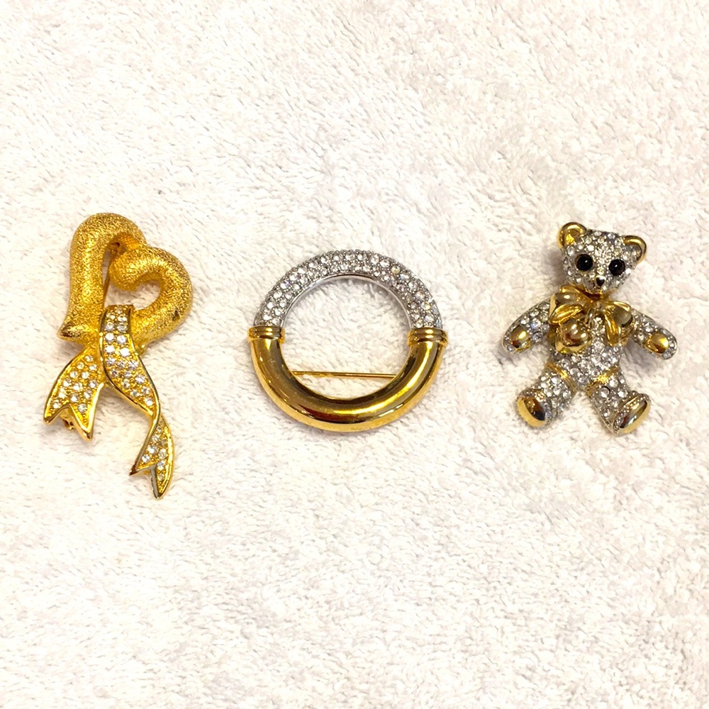 Set of 3 - Gold Tone Brooches
